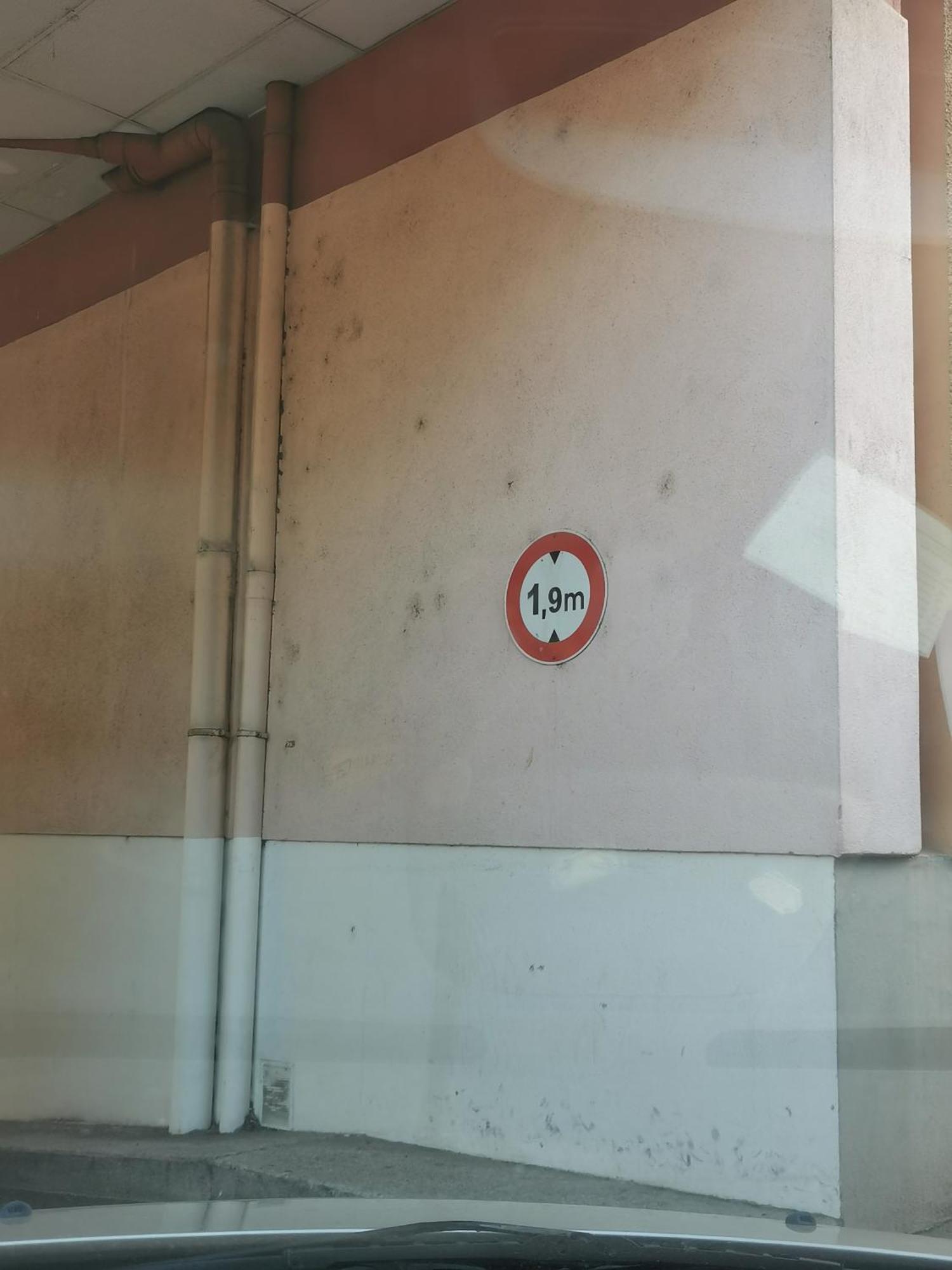 Logement Colmar Centre Avec Parking Ngoại thất bức ảnh